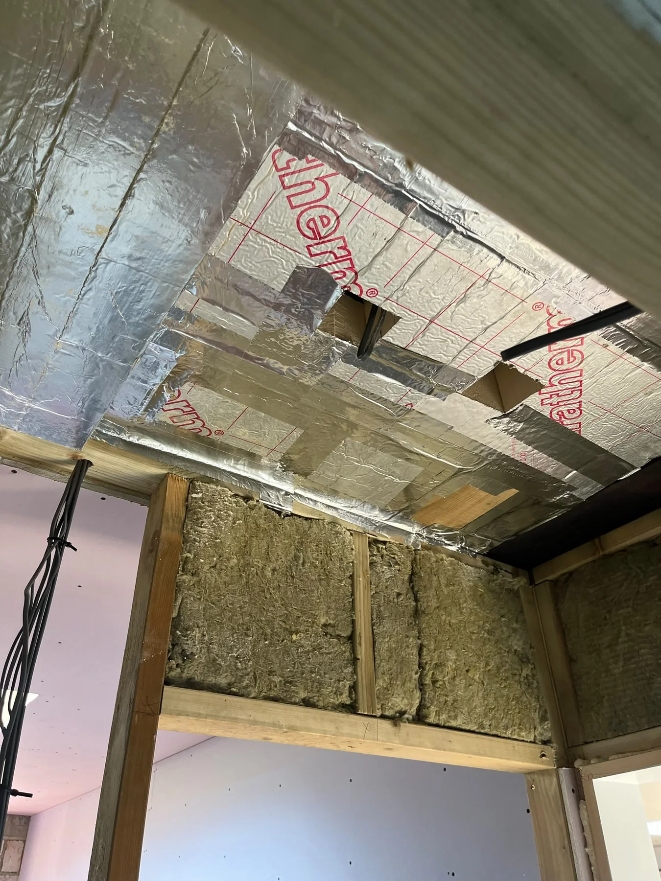 Insulated roof detail